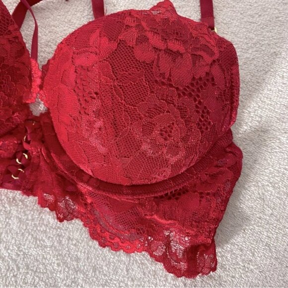 La Senza Beyond Sexy Red Lace Strappy Push Up Bra 32C - Picture 10 of 14